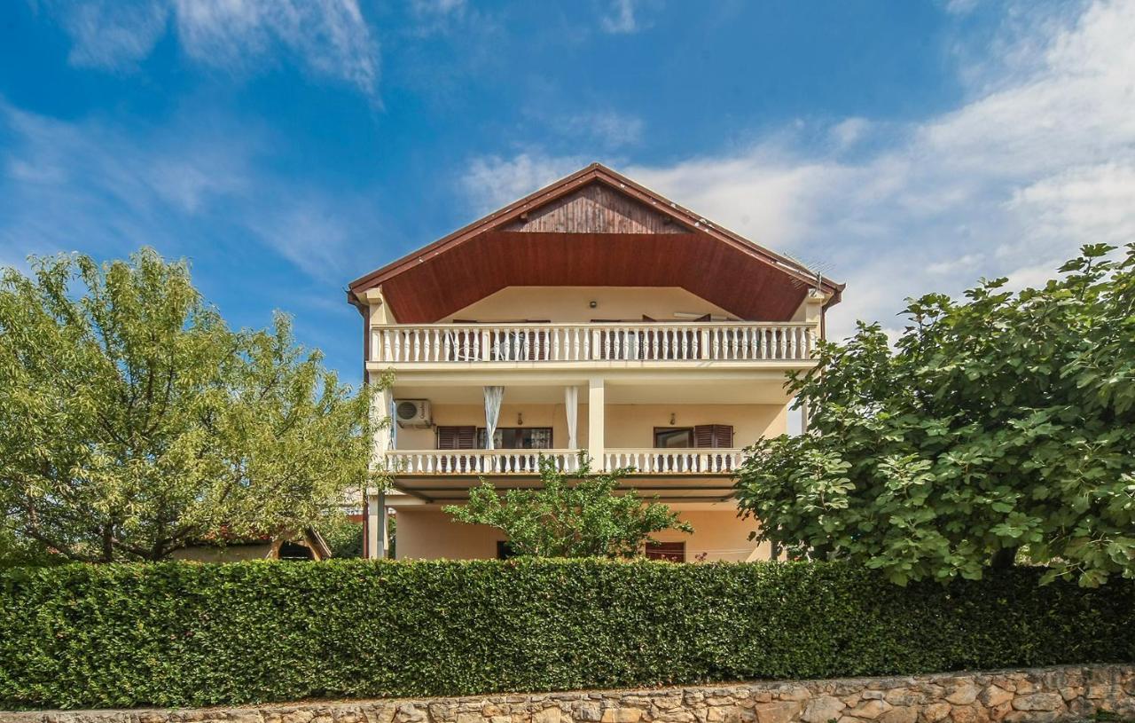 Apartments Mond Gornji Karin Bagian luar foto