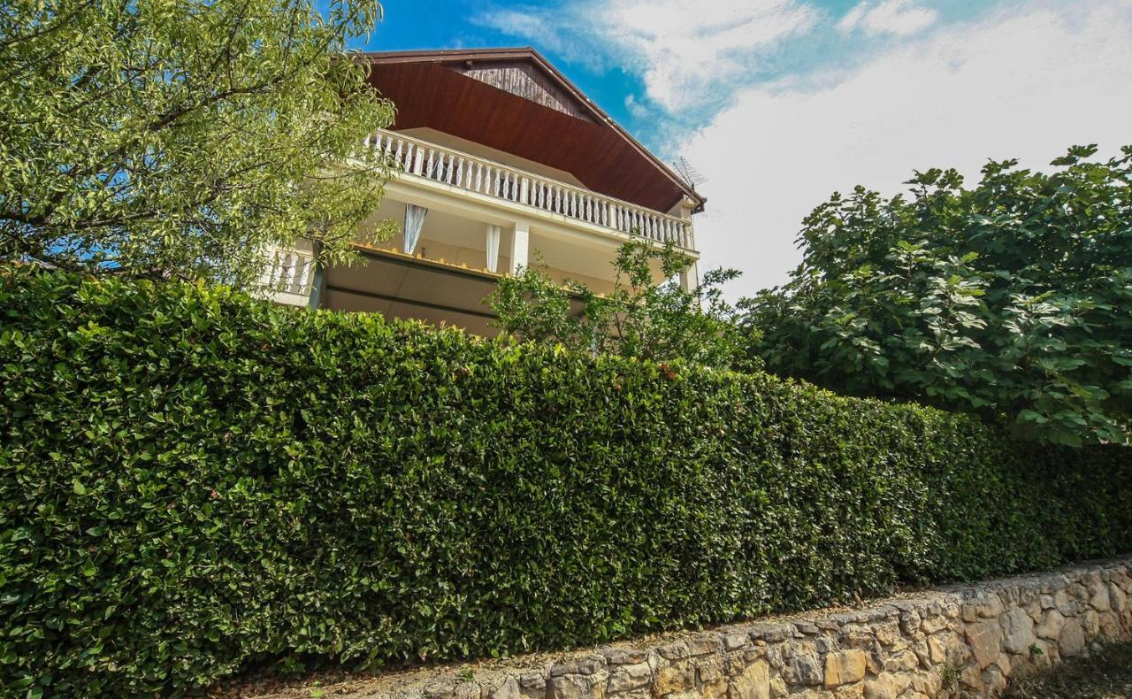 Apartments Mond Gornji Karin Bagian luar foto