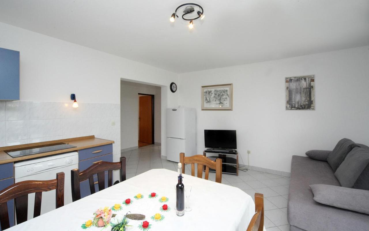 Apartments Mond Gornji Karin Bagian luar foto