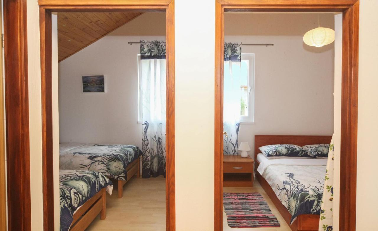 Apartments Mond Gornji Karin Bagian luar foto